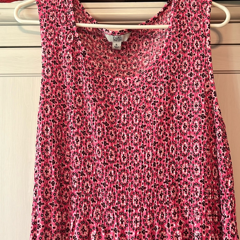 Super cute pink and black and white Croft & Barrow sleeveless sundress - size xl